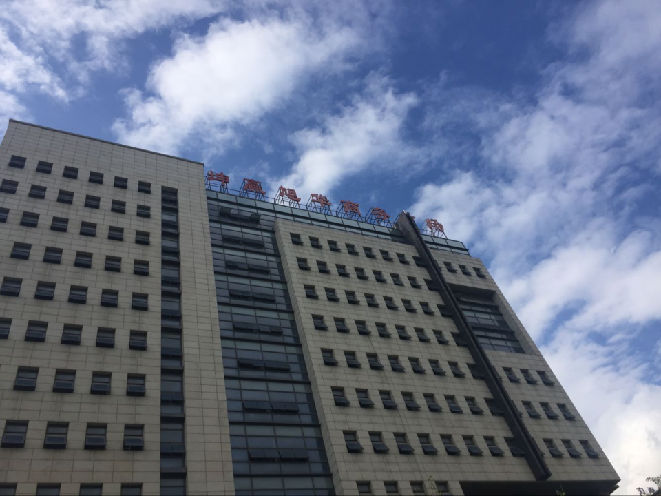 上海坤贏(yíng)大酒店空調(diào)、熱水改造工程